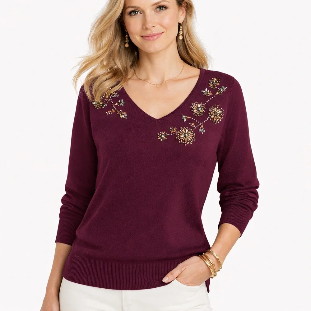 NWT Chico’s Embellished Floral Beaded V-Neck Sweater Size 2 (L) – Plum Purple